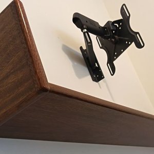 Dos Estantes de Pared de Madera Oscura con Soportes Laterales - imagen 2