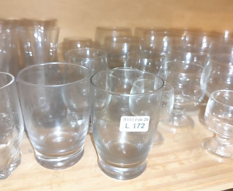 Gigantesco lote de vasos antiguos en diferentes formas y modelos - imagen 3