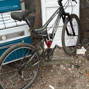 Lote anterior: Bicicleta de Montaña Winner Negra
