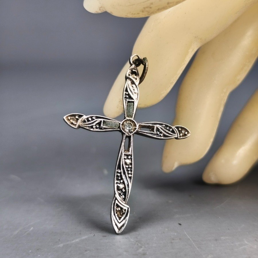 Item 16450 - Image 2