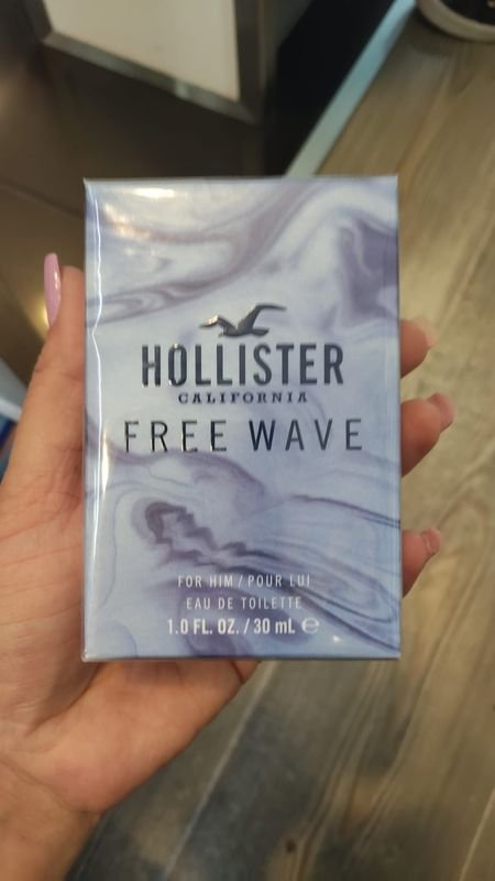 Hollister's Caja de 30 ml - Excelente Estado