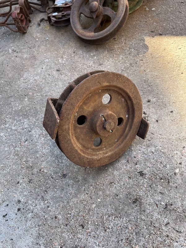 Item 884004 - Image 1