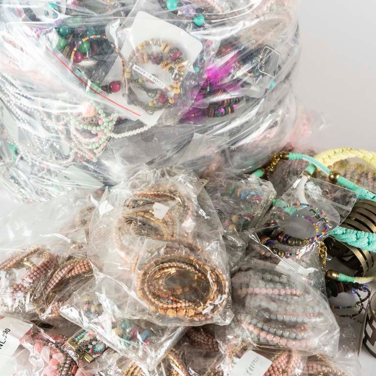 Gran lote de joyas de buena calidad - imagen 2