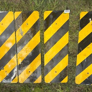 Lote de 4 Carteles de Franjas Amarillas y Negras - imagen 4