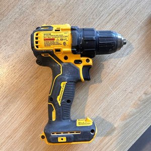 Atornilladora Dewalt DCD 708 Sin Batería ni Cargador - imagen 2