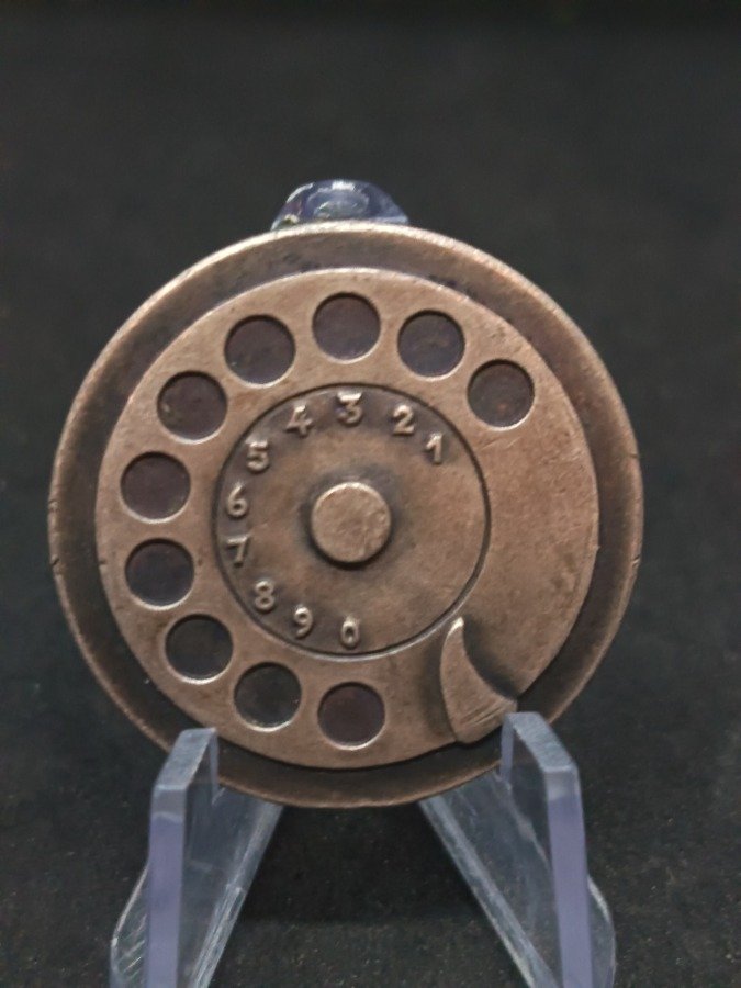 Medalla Ericsson con Dial Giratorio de Teléfono - Cobre Plateado