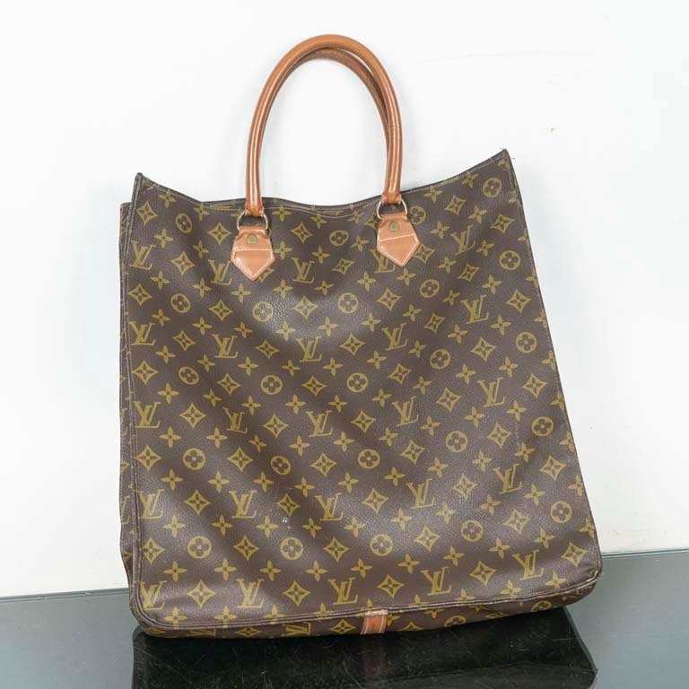 Bolso Tote Louis Vuitton Monogram Marrón Cuero 36x39 cm