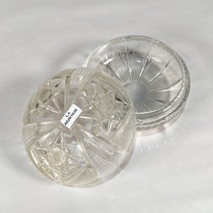 Despojador Circular de Cristal Tallado con Tapa - 15 cm - imagen 3