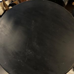 Mesa Redonda de Madera Negra - Estilo Clásico - imagen 3