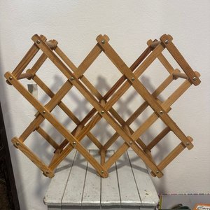 Lote siguiente: Botellero de Madera Plegable para Vinos