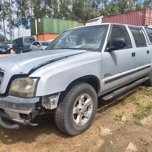 Lote de Motocicleta y Camioneta S10 - imagen 2