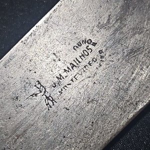 Cuchillo de Caza Antiguo con Detalles en Plata y Oro - imagen 4