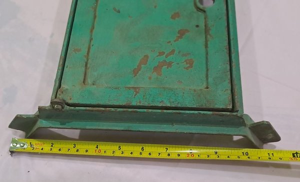 Puerta de caja fuerte en hierro de fundición antigua - imagen 5