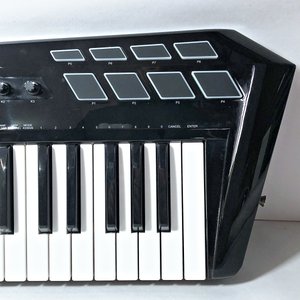 Teclado Controlador Alesis Vortex Wireless con Accesorios y Caja - imagen 5