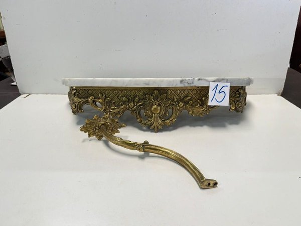 Consola de Bronce con Mármol y Diseño Ornado - imagen 2