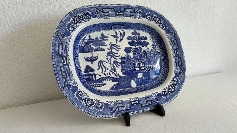 Fuente Inglesa 35x28cm: Placa de Porcelana Azul y Blanca - imagen 3