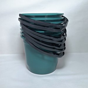 Lote de 8 Baldes Plástico Verde con Manija Negra - imagen 2