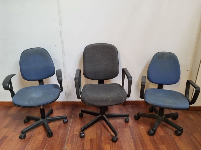 Sillas de Oficina en Lote