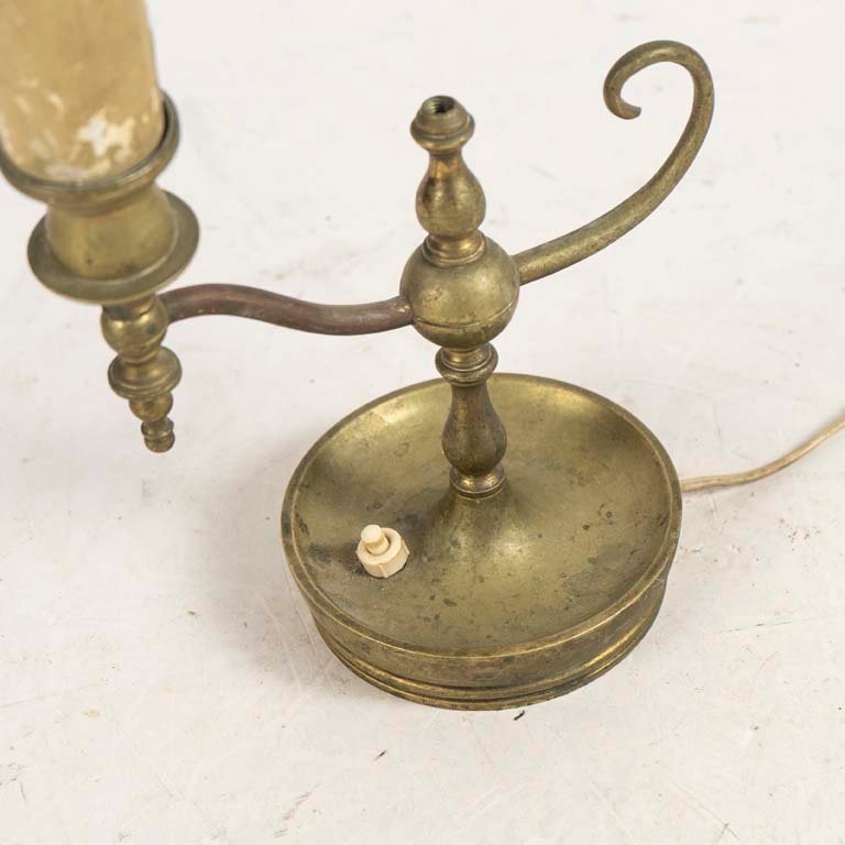 Lámpara holandesa de bronce con faltante - imagen 2