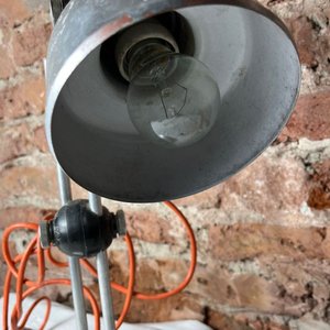 Lámpara de Escritorio Retro Metálica Ajustable - imagen 6