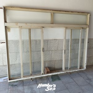 Ventana de Hierro con Postigos Deslizantes y Marco Superior - imagen 3
