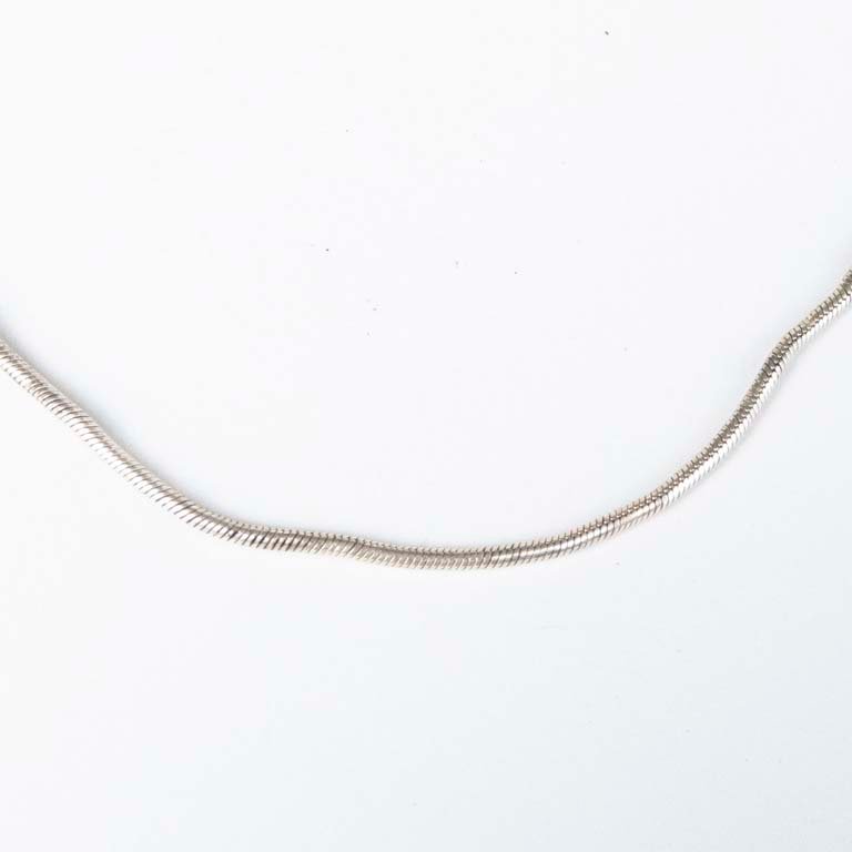 Cadena de Plata - Peso: 7,6gr - Medidas: 46cm
