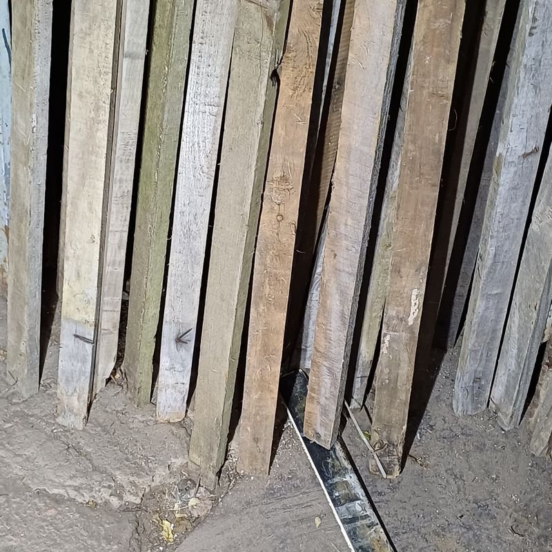 Lotes de madera y metal para construcción - imagen 6