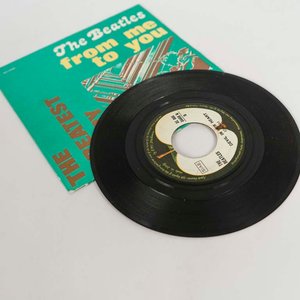 Disco Vinilo Single The Beatles "From Me To You" Serie Especial Coleccionistas Apple EMI Italia - imagen 2