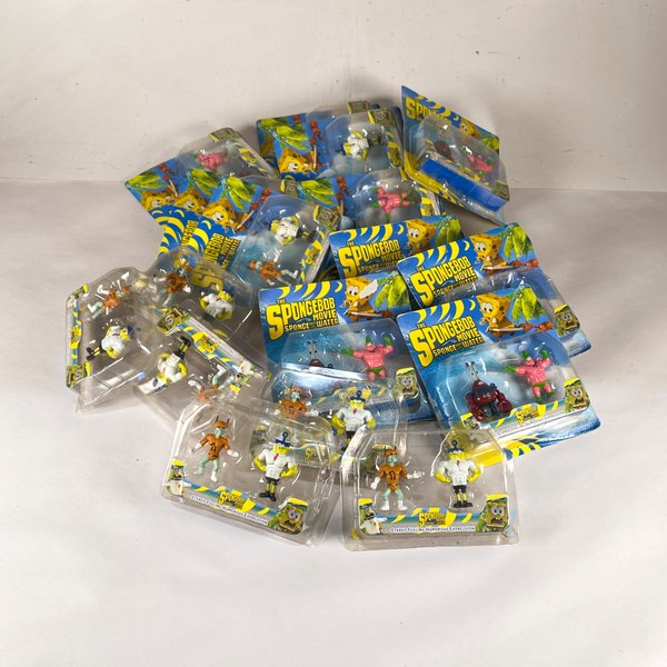 Diecisiete Juguetes Coleccionables "Bob Esponja" de la Película