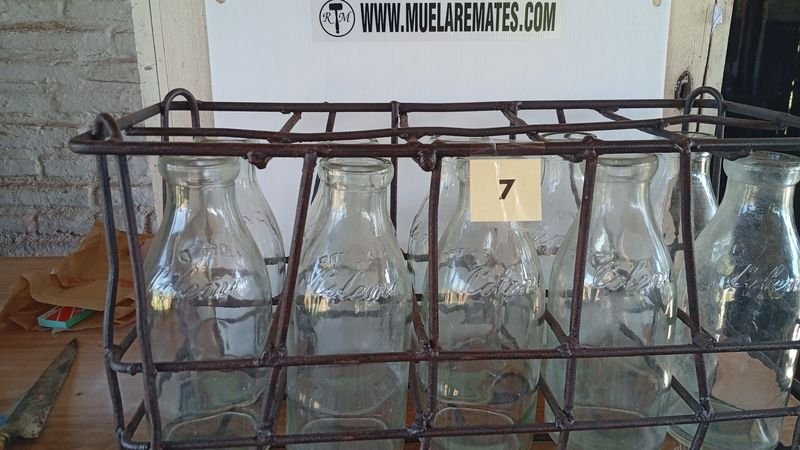 Botellas de vidrio antiguo para leche Coleme - imagen 1