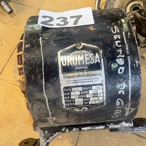 Motor Eléctrico Urumesa con Polea y Piezas - imagen 4