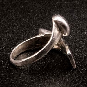 Anillo de Plata 925 con Diseño Moderno - imagen 2