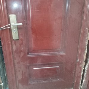 Dos Puertas de Frente de Chapa Color Marrón - imagen 5