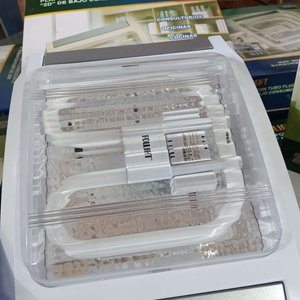 Plafón con Tubo Fluorescente Efolight 28W Nuevo en Caja - imagen 3