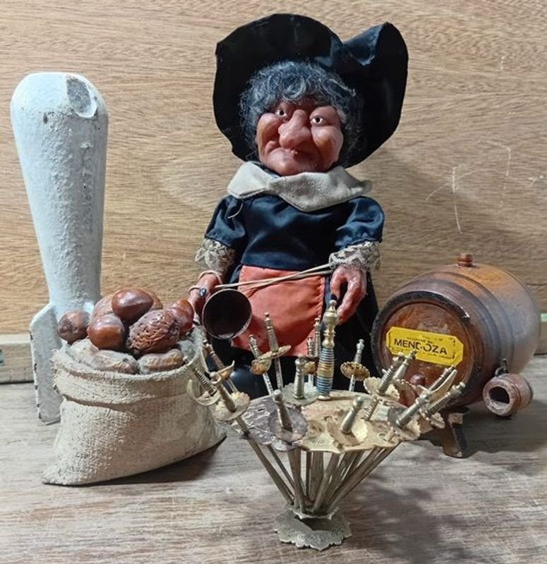 Lote Bruja, Pinchos de Copetín y Accesorios para el Hogar - imagen 4