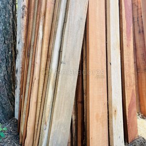 Lote anterior: Lote de tablas de madera para construcción o proyectos