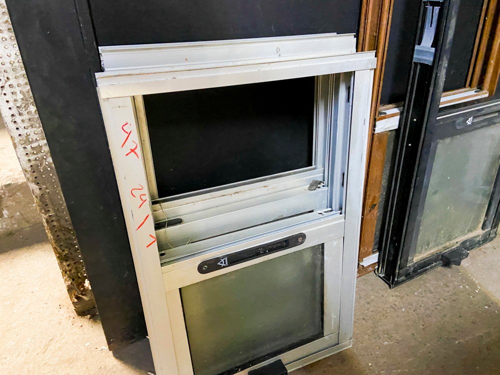 Item 499836 - Image 1