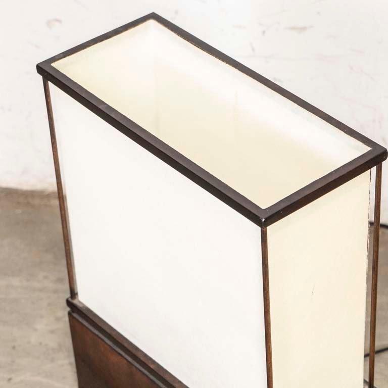 Lámpara sobremesa de madera con dos luces - imagen 3
