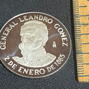 Moneda Conmemorativa de Plata Proof Uruguay 1986 General Leandro Gómez Defensa de Paysandú - imagen 2