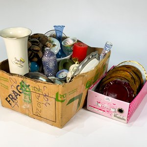 Lote Variado: Floreros, Velones, Cofres, Botellas y Bases de Madera, Maceteros y Más - imagen 1