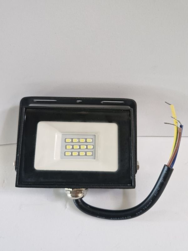 Lote anterior: Foco LED 10W NAF