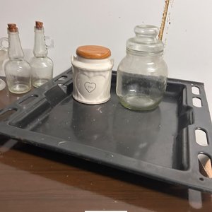 Lote de Utensilios de Cocina: Sartén, Botellas de Vidrio y Más - imagen 4