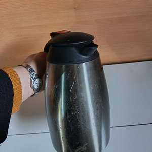 Jarra Térmica Sanhee de Acero Inoxidable - 1 Litro - imagen 3