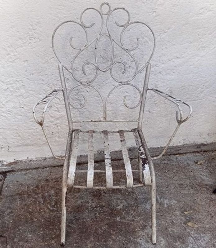 Lote anterior: Silla de jardín en hierro muy fuerte para patio