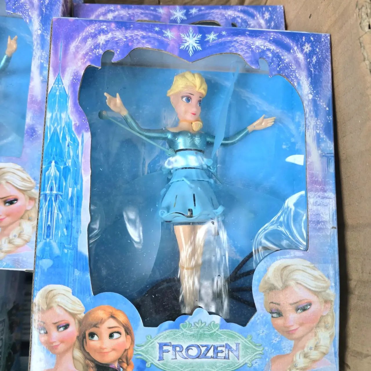 Juguetes Frozen con muñecas y cajas - imagen 2