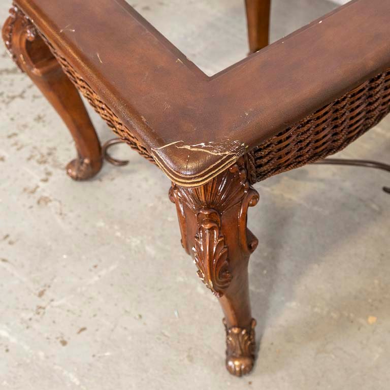 Mesa de living en compensado, metal y fibras con detalles en la pintura - imagen 2