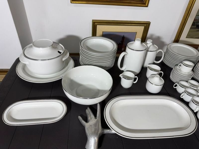 Item 923017 - Image 1