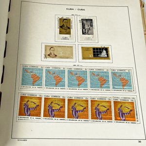 Dos Álbumes de Sellos Postales Variados - imagen 5