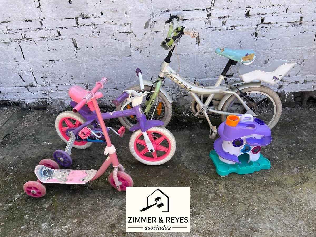 Bicicleta Infantil, Monopatín y Juguete