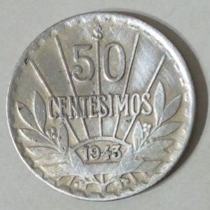 Lote siguiente: Moneda Uruguaya de 50 Centésimos Plata 1943